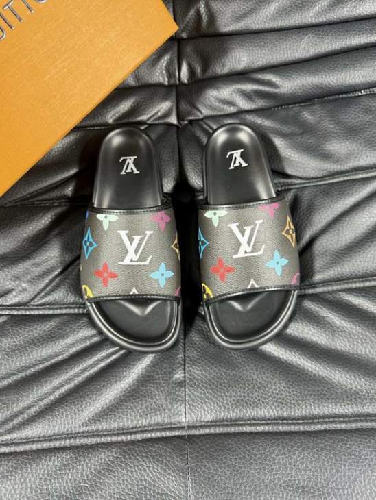 Picture of Louis Vuitton Slippers _SKULVsz38-45jyq0101740
